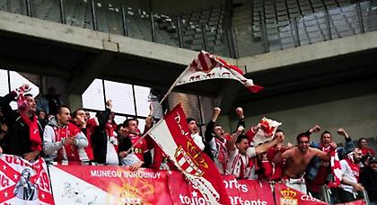 Διαδηλώνουν στο Παρίσι οι οπαδοί της Μονακό!