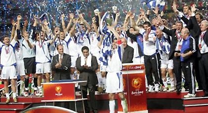 Να κοιτάξουν στα σοβαρά το συμφέρον τους