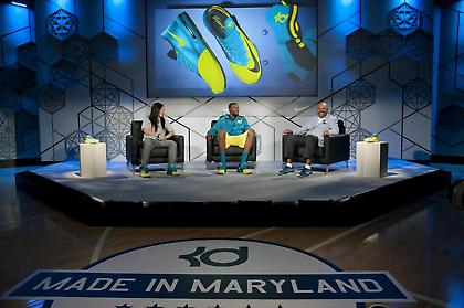 O Kevin Durant γυρίζει σπίτι για να λανσάρει το νέο KD VI