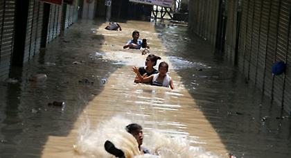 Ινδία: Περισσότεροι από 3.000 οι αγνοούμενοι από τις πλημμύρες