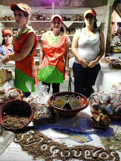 Αρτος και θεάματα στην Πάρο