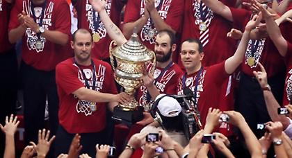 Αγγελόπουλος: «Σε πολύ καλό δρόμο. Μας απαντά τη Δευτέρα»