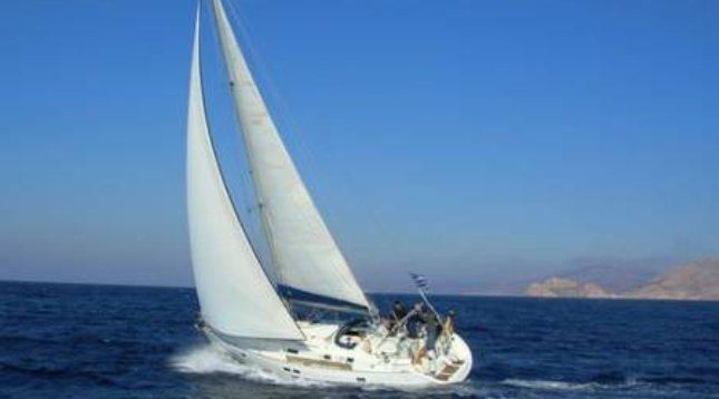 Ακυβέρνητο ιστιοφόρο νοτιοδυτικά της Κύθνου