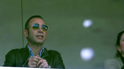 Καθοριστικές επαφές για το ιδιοκτησιακό