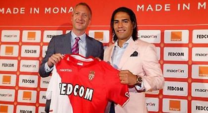 «Να νικάμε και να παίρνουμε τίτλους»