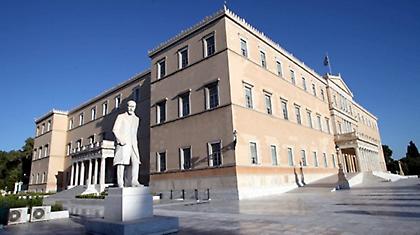 Δημόσιο: Ποιοι φεύγουν, ποιοι μπαίνουν σε διαθεσιμότητα