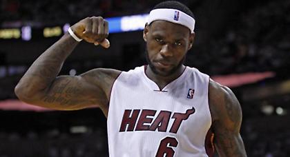 Ο Λεμπρόν… ραπάρει