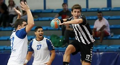 Παραμένουν «Δικέφαλοι»