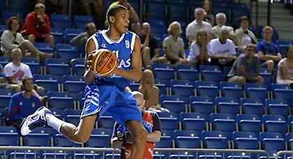 Ακάθεκτη η Εθνική Νέων Ανδρών