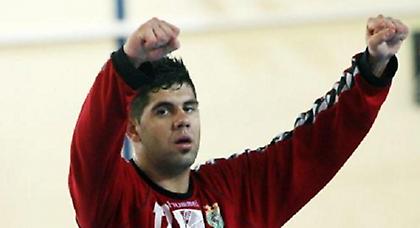 Παραμένει «Λύκος»