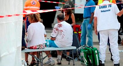 Τουλάχιστον έξι οι νεκροί από τον εκτροχιασμό του τρένου