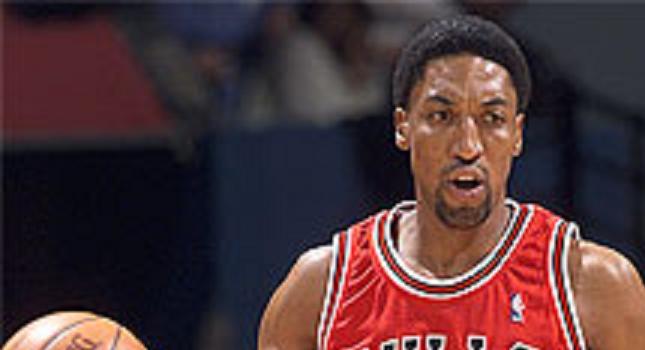 Μπουνιά και δικαστήριο για τον Πίπεν...