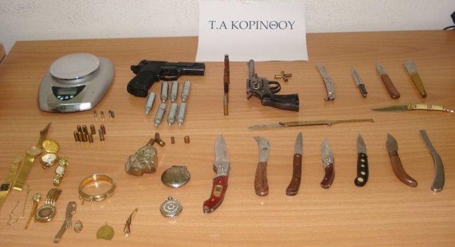 Αρχαία, ναρκωτικά και όπλα στα σπίτια δυο Κορίνθιων