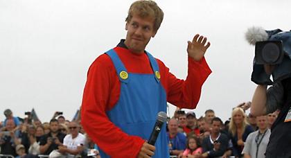 Ο Φέτελ ντύθηκε Super Mario