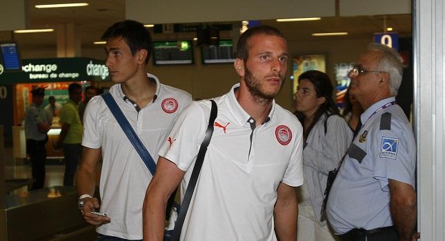 Επέστρεψαν Αθήνα οι «ερυθρόλευκοι»