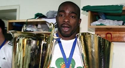 Ο Λάσμε καλύτερος αμυντικός!