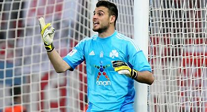 Υπέγραψε και… φεύγει ο Καρνέζης