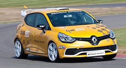 Renault Clio Cup Race με 220 ίππους!