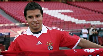 Eίσαι τρέλα με την κόκκινη φανέλα