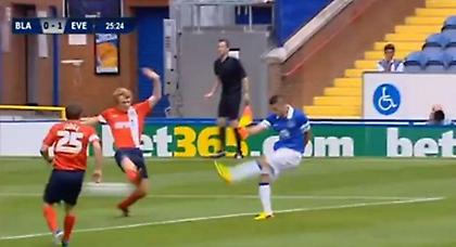 Σκόραρε… με βοήθεια ο Μιραλάς (video)