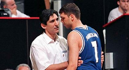 Ελλάδα-Ρωσία πριν από 16 χρόνια (video)