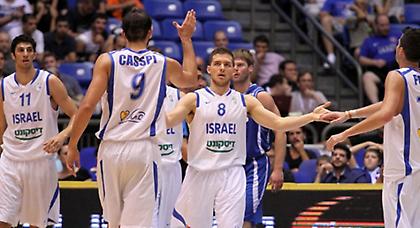 Εκτός Ευρωμπάσκετ ο Μέκελ