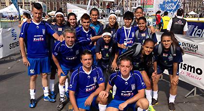 Με μια μπάλα στο κατάστρωμα