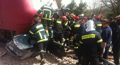 Άδεια παραμονής σε Πακιστανό που έπαιξε τη ζωή του κορώνα-γράμματα για να σώσει δύο Έλληνες