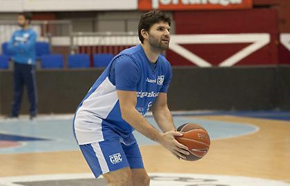 Ανακοίνωσε Παπαμακάριο ο Πανελευσινιακός