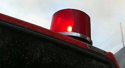 Πέταξαν φωτοβολίδα σε αθλητική λέσχη