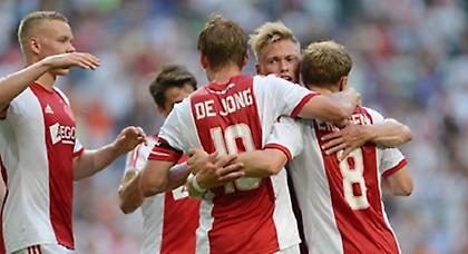 Άνετος και ωραίος ο Άγιαξ