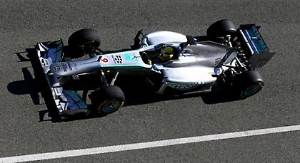 Έτσι «βρυχάται» η νέα Mercedes (video)