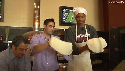 Μια μέρα με τον Αντετοκούνμπο