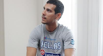 Ζήσης: «Κάθε μέρα και καλύτεροι»