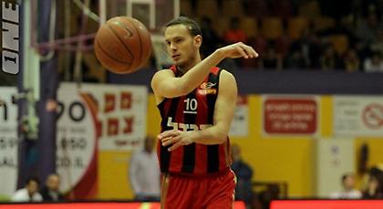 Πάει για Ναΐμι η Μακάμπι