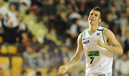 Στο Ιράν ξανά ο Μπετσίροβιτς