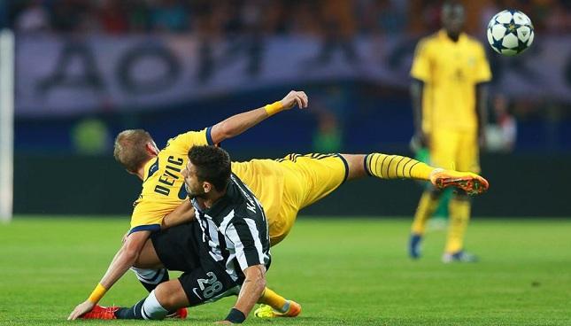 Παραμένει σε απόσταση αναπνοής η Ελβετία