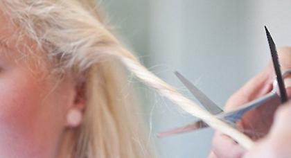 Κλέφτες αρπάζουν... τα μαλλιά γυναικών