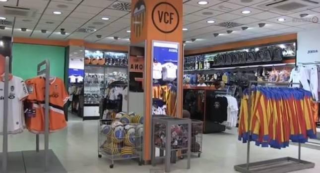 Βόλτα στη μπουτίκ της Βαλένθια (vid)