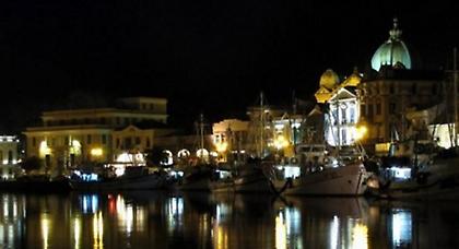 Πωλούσε όπλα στο λιμάνι της Μυτιλήνης!