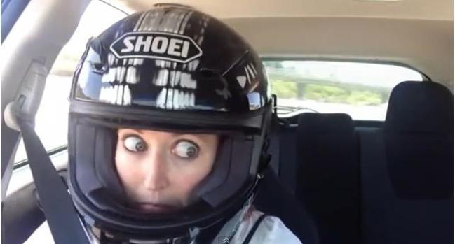 Δύο μάτια… 1000 λέξεις!