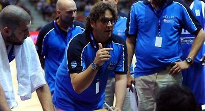 Ο χαμηλών τόνων Τρινκιέρι και ο… Λεωνίδας Καϊμακόγλου