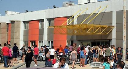 Σε κρίσιμη κατάσταση η 17χρονη που πυροβολήθηκε από τον πατέρα της