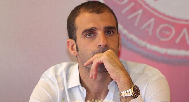 Αυτούς βλέπει