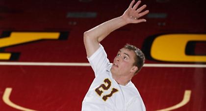 Στο Αιγίνιο επιμένουν… Αμερικανικά