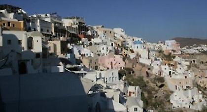 Μέχρι το βράδυ η αποκατάσταση της ηλεκτροδότησης στη Σαντορίνη