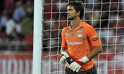 Δεν γλιτώνουν από τον Κοστάντσο!