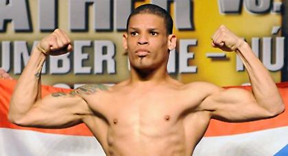 Πορτορικάνος μποξέρ παντρεύεται τον… καλό του