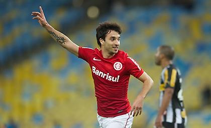 Τα… κολλάει και στη Βραζιλία ο Σκόκο