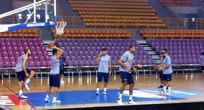 Εκτός ο Βασιλειάδης